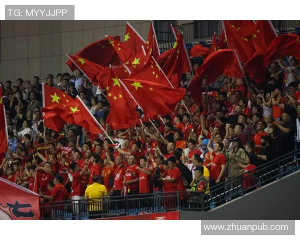 足球明星加盟中国联赛引发热潮球迷期待新赛季精彩表现 足球明星加盟中国联赛引发热潮球迷期待新赛季精彩表现