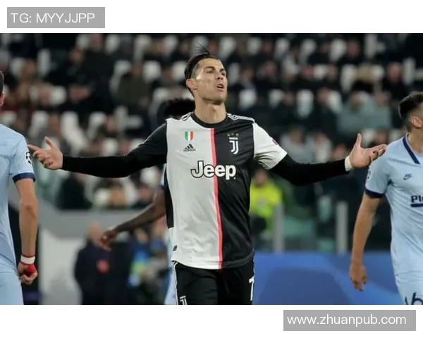 足球明星发带细致风格解析展现个性与时尚魅力