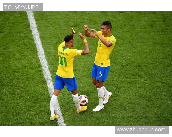 足球明星变样大揭秘多种风格与造型的精彩对比图集 足球明星变样大揭秘多种风格与造型的精彩对比图集