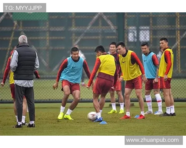 足球明星品尝中餐的精彩瞬间与美味体验分享视频 足球明星品尝中餐的精彩瞬间与美味体验分享视频