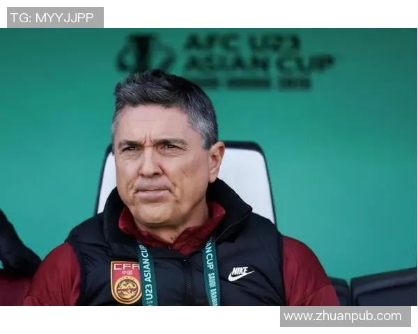 足球明星对亚洲球员的偏见与蔑视引发的争议与反思 足球明星对亚洲球员的偏见与蔑视引发的争议与反思