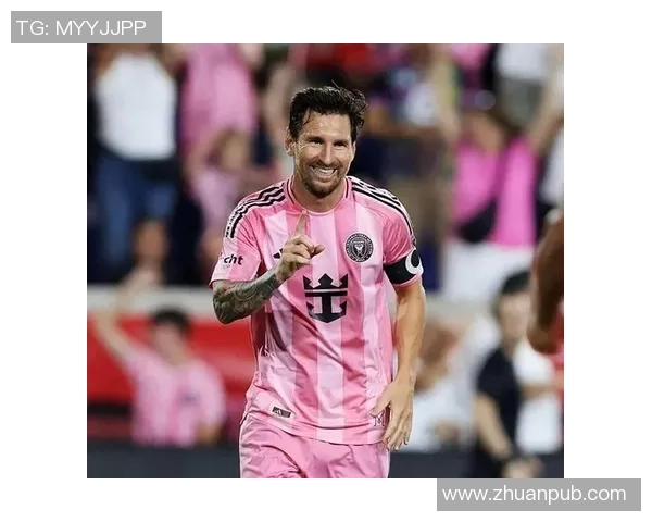 足球明星怒踢手机屏幕引发热议网友纷纷评论背后原因与影响