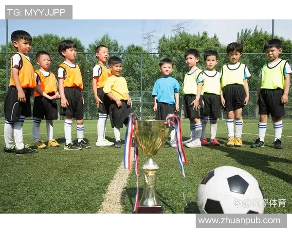 足球明星挑战足球游戏开卡体验精彩瞬间与真实赛场的完美结合