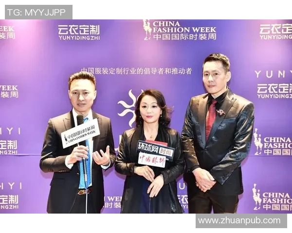 足球明星秀加衣时尚风潮引领运动潮流新趋势