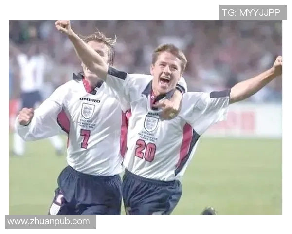 足球明星穿过的球衣背后的故事与传奇瞬间揭秘 足球明星穿过的球衣背后的故事与传奇瞬间揭秘